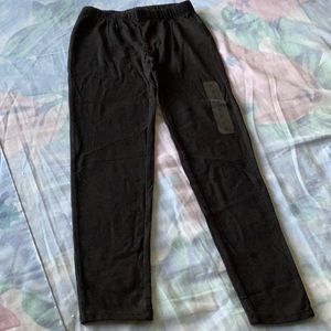 NWT Gap girls black leggings in size small 6-7